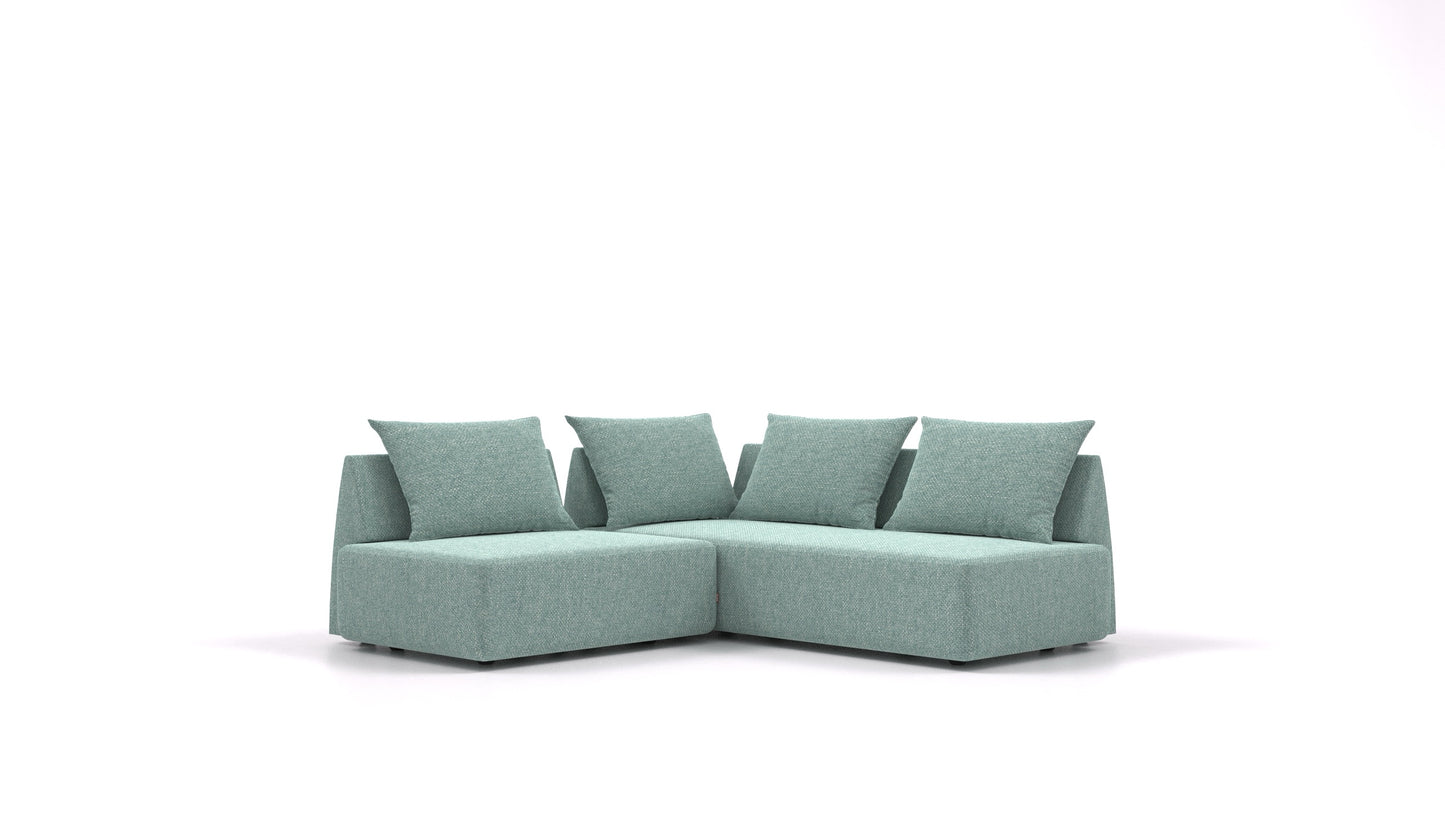 Matacao3 Delta, modularna sedežna garnitura FEYDOM v tkanini Alure DE-75 Pastel Blue, pogled od spredaj